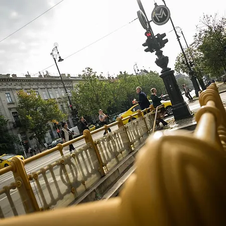 Seasons Garden * Будапешт