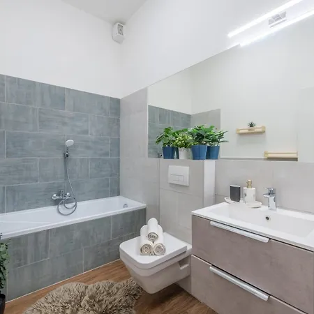 Lägenhet Seasons Budapest