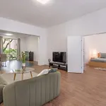 Apartment Seasons Budapest